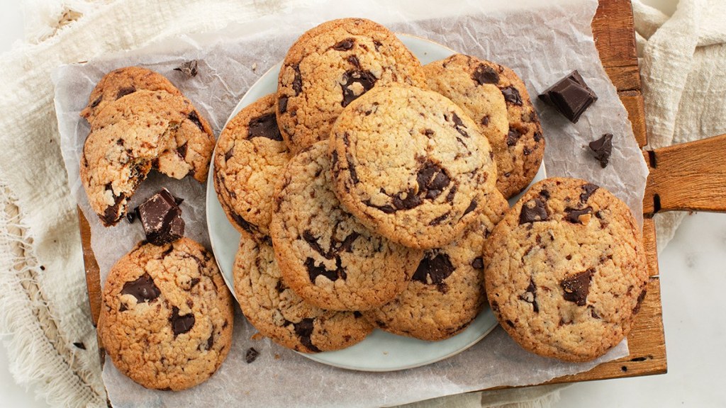 Recipe: Classic Chocolate Chip Cookies